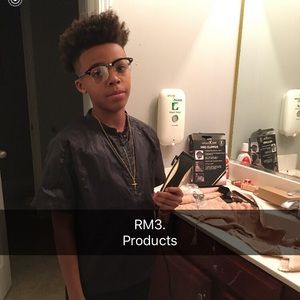 Meet your Posher, Robert